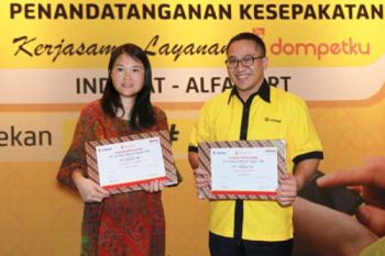Alfamart dan Indosat Jalin Kerja Sama Layanan Dompetku