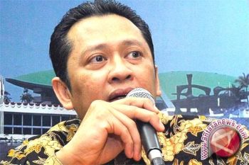 Timwas Century Minta KPK Dalami 4 Transaksi Tunai Century