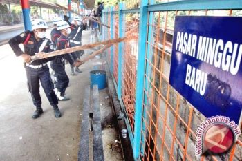 Pemkot Diminta Sosialisasi Bangunan Liar