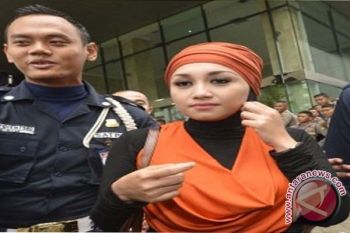 Sefti Bantah Antar Uang Untuk Luthfi