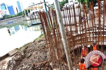 KLH Bangun IPAL Di Sungai Amandit
