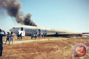 Boeing 777 Asiana : 2 Tewas, 60 Tak Jelas Nasibnya