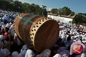 Tabuhan Beduk Awali Karnaval Seni Budaya Dugderan