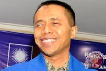 Dradjad: Pimpinan Ditjen Bea Cukai Butuh &amp;#039;&amp;#039;Penyegaran&amp;#039;&amp;#039;