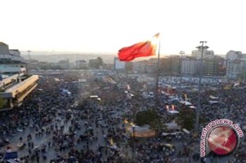 Tawaran Ifthar Di Tengah Aksi Protes Di Istanbul