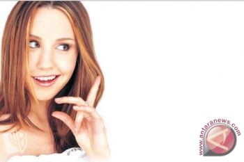  Sidang Kasus Kepemilikan Ganja Amanda Bynes Ditunda