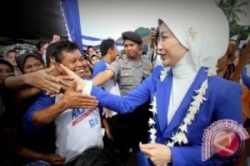 Desi Siap Tidak Jadi Artis Lagi