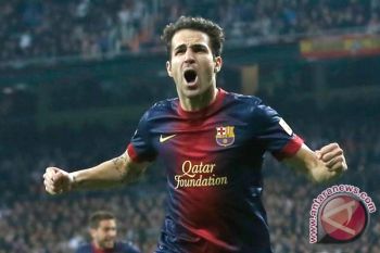  Chelsea Resmi Dapatkan Cesc Fabregas