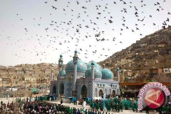  Seni Mengirim Surat Di Kabul, Tempat Jalan-Jalan Tak Bernama