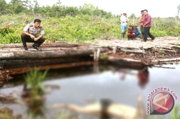 Warga Blitar Ditemukan Tewas Mengapung Di Danau 