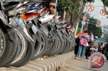 Yogyakarta tertibkan dua juru parkir liar