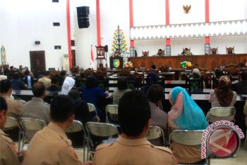 Empat Fraksi Setuju Bahas Raperda Inisiatif DPRD