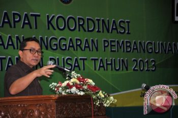 5 Arahan Menhut pada RAKORENBANGHUTPUS 2013