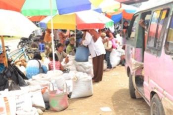 Pedagang Beras Solok Selatan Minta Dibangunkan Kios