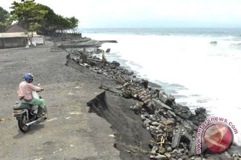 Pemerintah Alokasikan Rp14 Miliar Atasi Abrasi Pantai