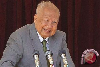 Adik Raja Sihanouk Meninggal Di Prancis