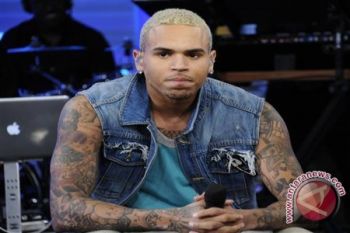 Tiket Konser Chris Brown Bisa Naik