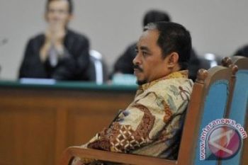 Hakim Tolak Keberatan Luthfi Hasan Ishaaq