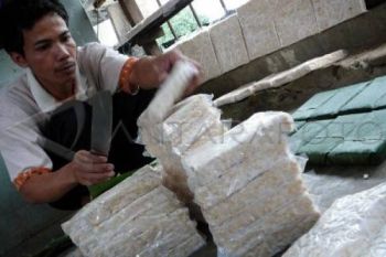 Harga BBM Naik, Tempe-Tahu Masih Bertahan