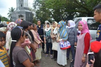 Fisip Unsultra Angkatan 86  Berbagi Dengan Duafa