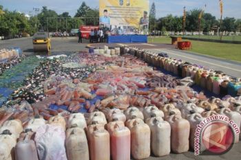 Polda NTB musnahkan bukti kejahatan jelang Ramadhan
