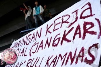 Mahasiswa Makassar Tolak RUU Ormas-Kamnas 