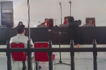 Majelis Hakim Diminta Bebaskan Direktur PT KMI
