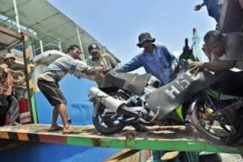 1.500 Sepeda Motor Diangkut Kapal secara Gratis 