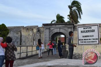 Kapal Pesiar "Nobel Calidonian" singgahi Bengkulu 