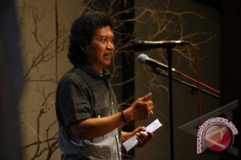 Cak Nun: pemimpin perlu jaga nilai kepantasan