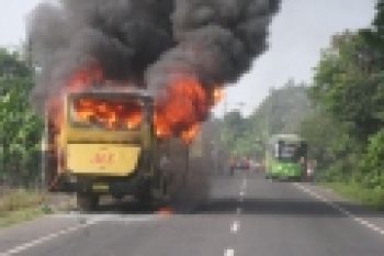 Penumpang  Bus Terbakar di Lampung Selatan Selamat