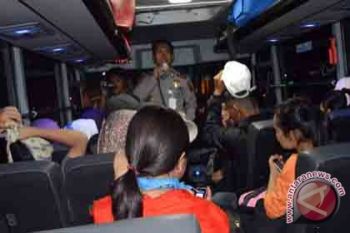 Kepolisian Bakauheni Fasilitasi Bus Gratis 