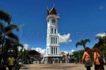 Objek Wisata Bukittinggi Mulai Dipadati Pengujung