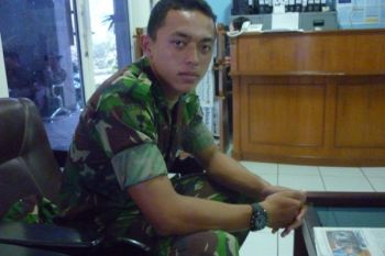 Unand Beri Penghargaan Mahasiswa Berprestasi 2013
