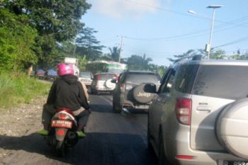 Jalinsum Masih Padat