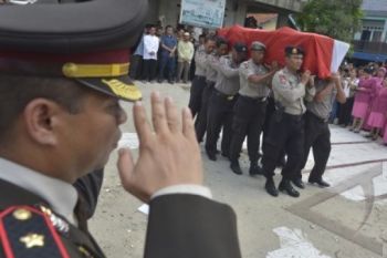 Warga Bantu Sebarkan Sketsa Wajah Penembak Polisi