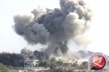 Pasukan Bashar Membomi Pinggiran Damaskus Setelah Serangan Gas