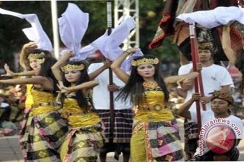  Ribuan Warga Saksikan Festival Serayu Banjarnegara