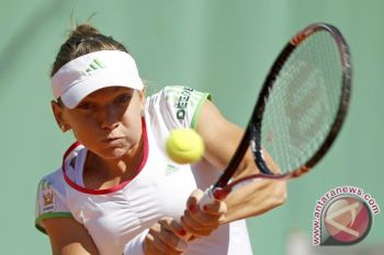 Simona Halep ungguli Petra Kvitova