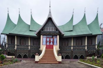 Padang Tuan Rumah Pertemuan Suku Caniago se-Indonesia
