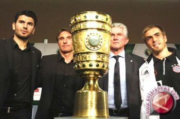  Stuttgart Pecat Labbadia