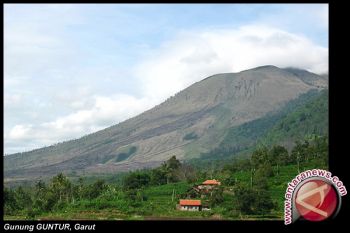 Status Gunung Guntur Masih Waspada