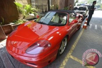 Kenaikan PPnBM Mobil Mewah Segera Berlaku