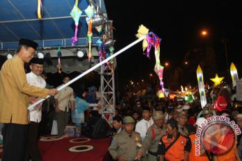 LEPAS PESERTA FESTIVAL GEMA TAKBIR