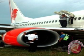KNKT PERIKSA PESAWAT LION AIR 