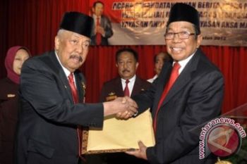 PENGALIHAN UNIVERSITAS 45
