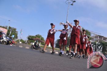 Pemkot gelar lomba gerak jalan pelajar
