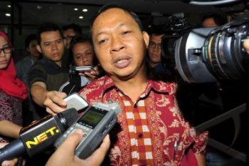 KPK Periksa Wayan Koster Terkait Kasus PON Riau