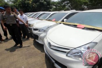  Polresta Tangerang Ungkap Pencurian 18 Unit Mobil