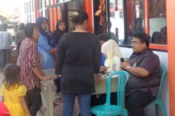 PT Pos Payakumbuh Serahkan BLSM Tahap II